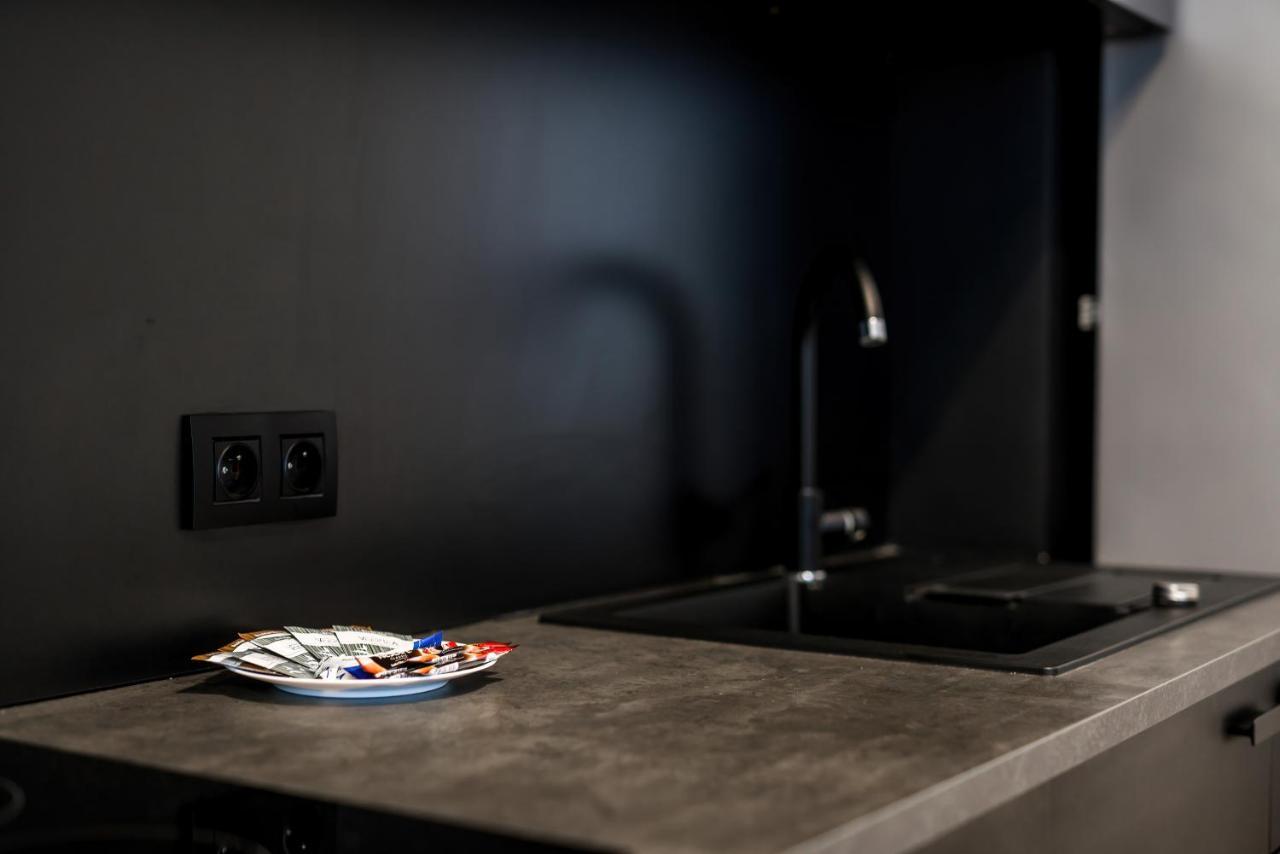 Apartment Poznan Mtp Chelmonskiego By Noclegi Renters Luaran gambar